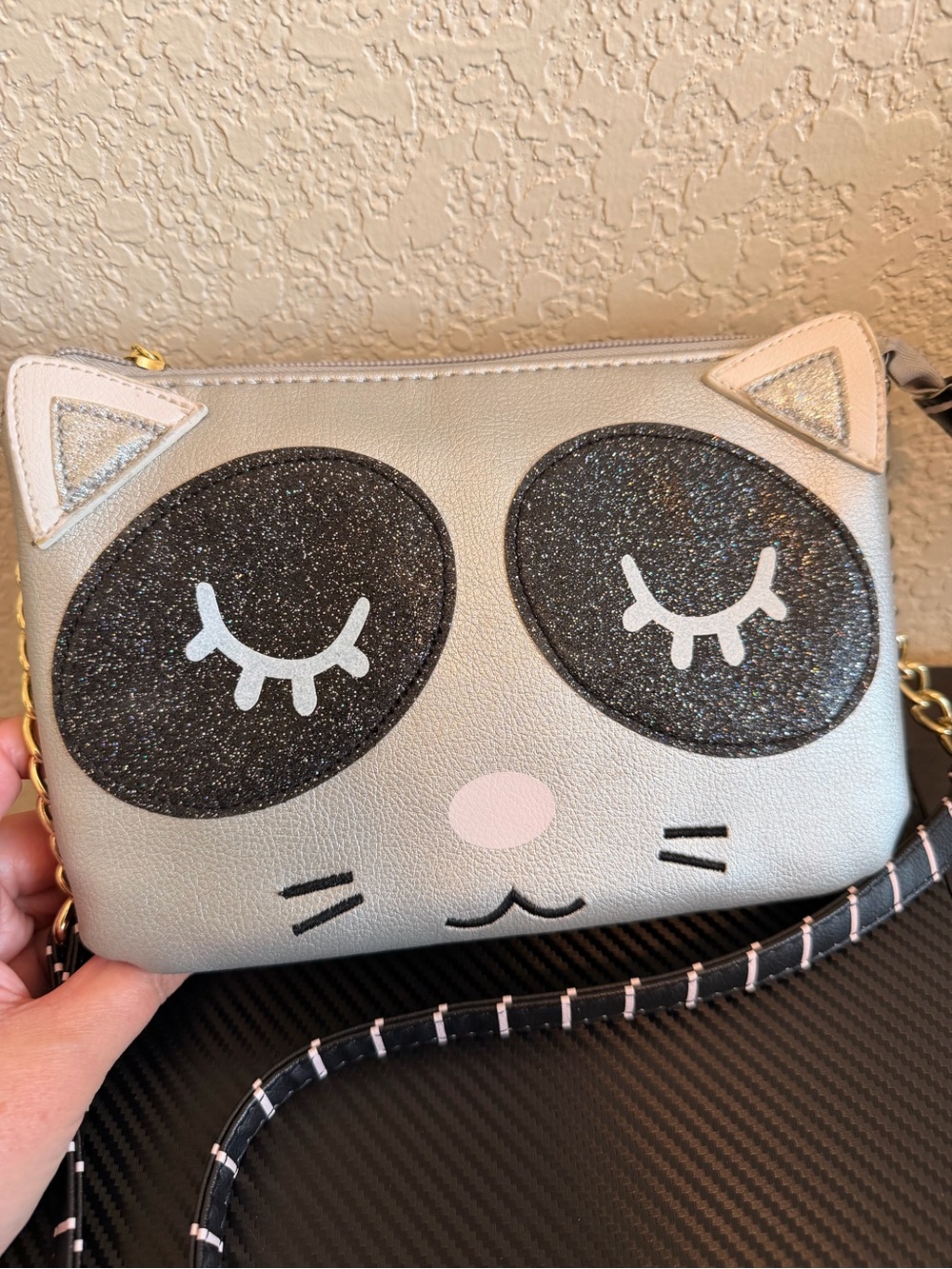 Betsey Johnson Cute Cat Face Crossbody Bag Purse Gray & Black Glitter EUC